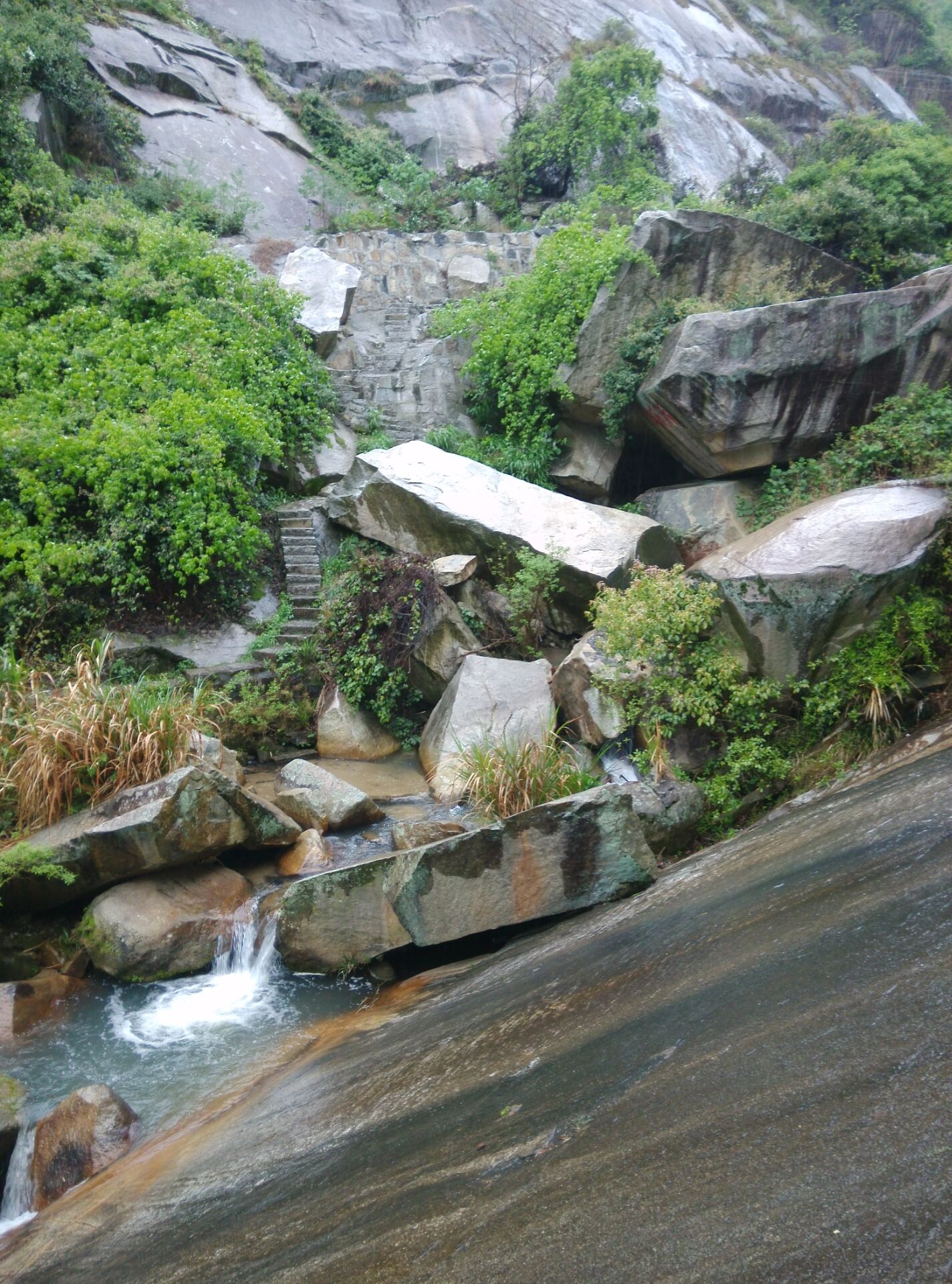 南岳水帘洞,月光下的村落,大山里的篝火