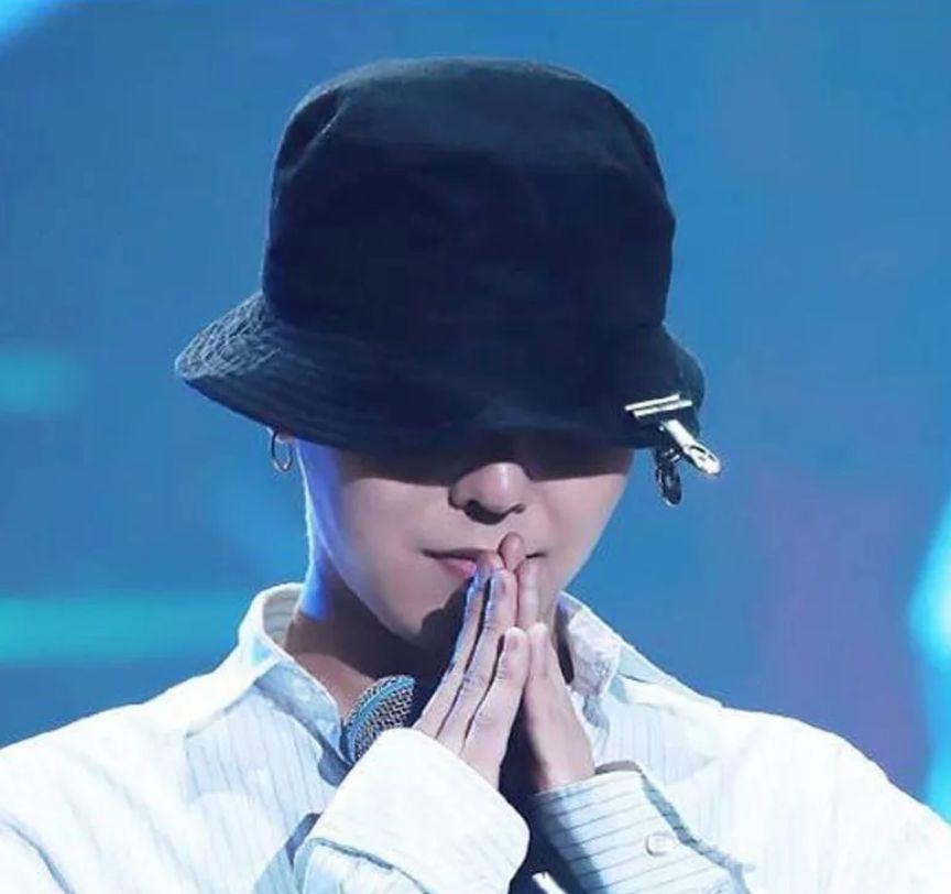 关晓彤是不是换了造型师,关晓彤为什么不换造型师