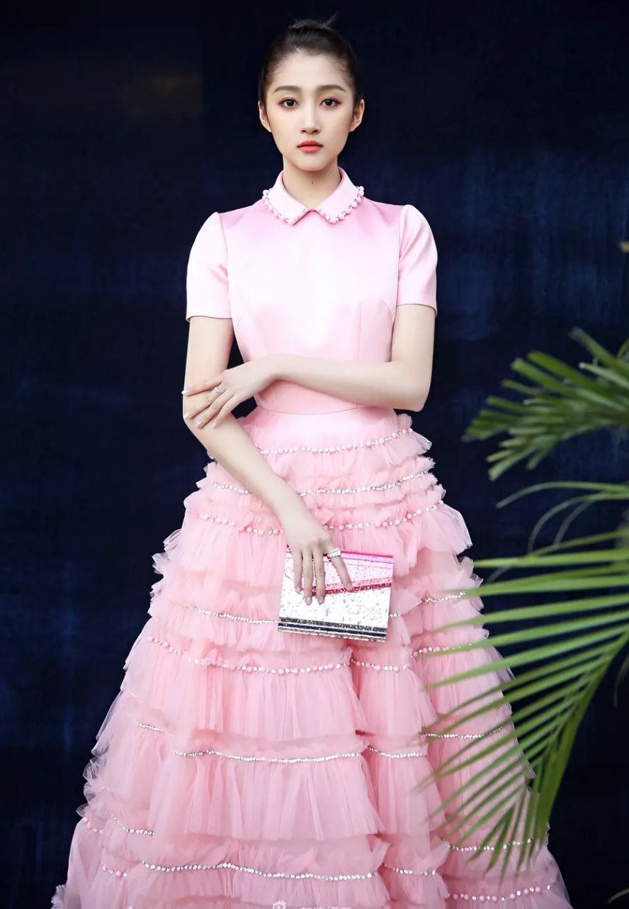 关晓彤是不是换了造型师,关晓彤为什么不换造型师