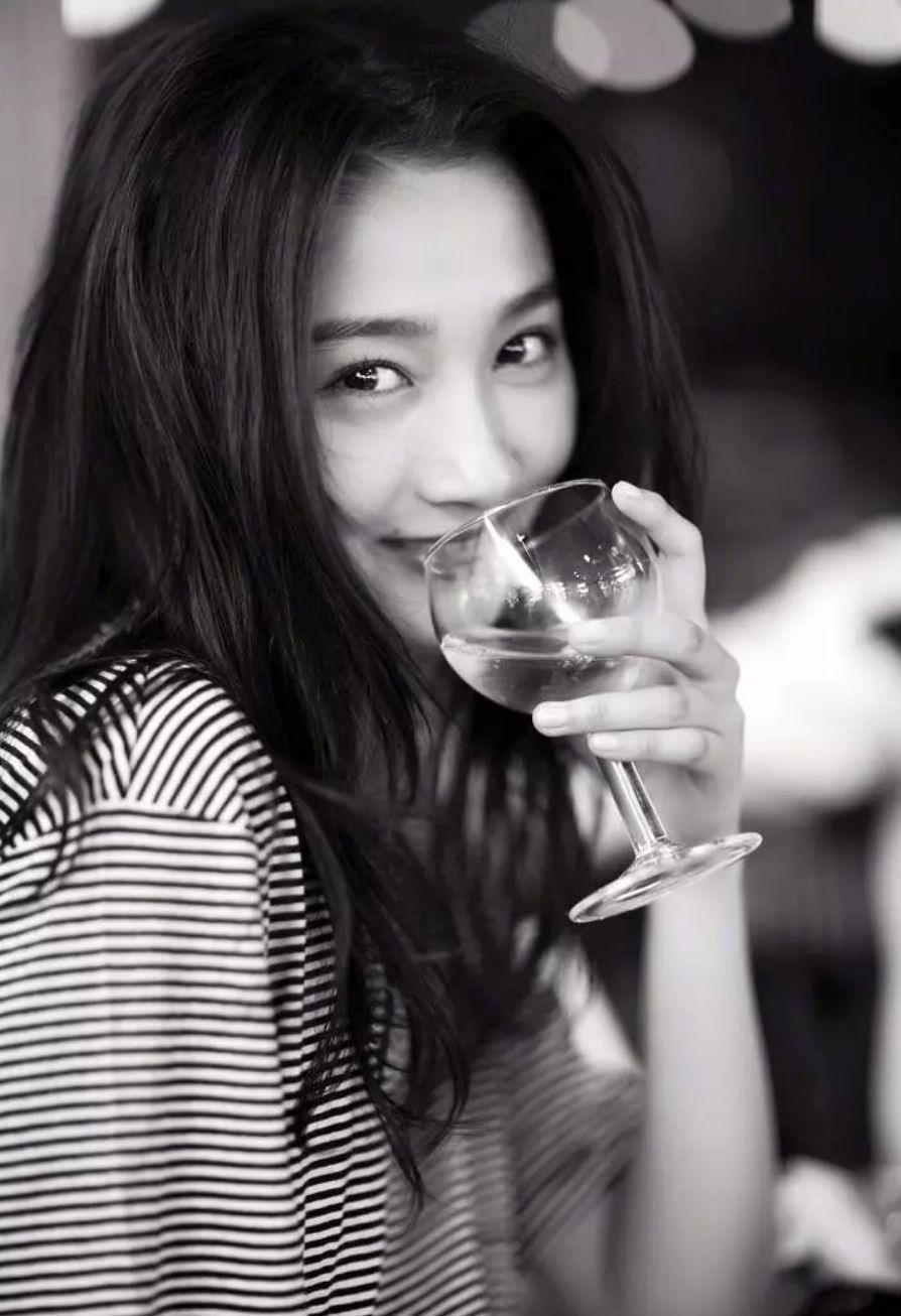 关晓彤是不是换了造型师,关晓彤为什么不换造型师