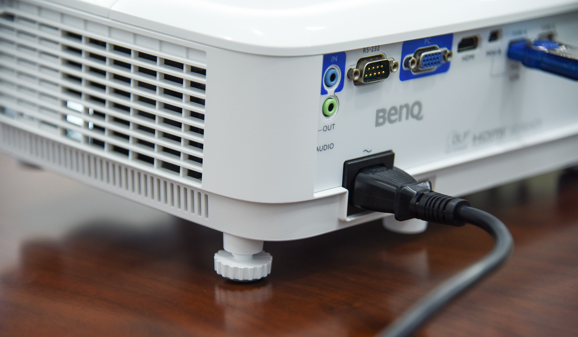 明基e580商用投影机使用,明基e560投影仪使用方法