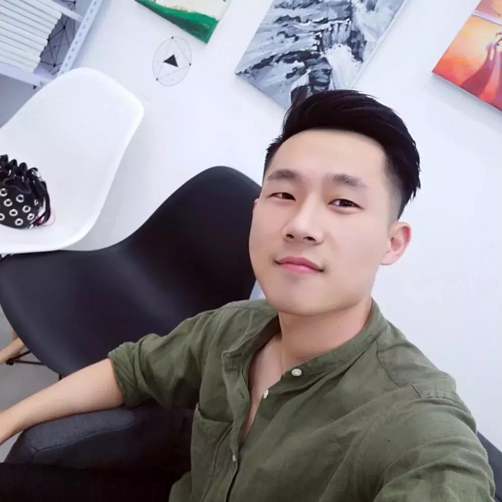 温和不伤肤清洁面部,深层清洁又不伤皮肤的女士洁面