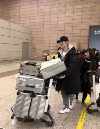 张翰和杨幂现在怎么样了,张翰坐错车视频