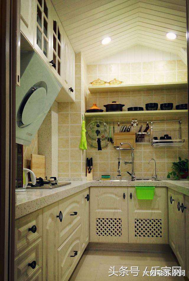 新家装修吊顶怎么做最简单好看,新家入住感觉很舒服