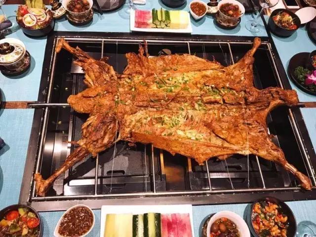 你无肉不欢吗？吃完叱咤大连烤肉界这4家名店，做梦也会笑！