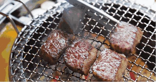 你无肉不欢吗？吃完叱咤大连烤肉界这4家名店，做梦也会笑！