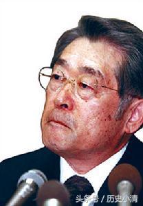 他是买下日本1/6土地的世界首富，身价远超比尔盖茨，现却蹲监狱