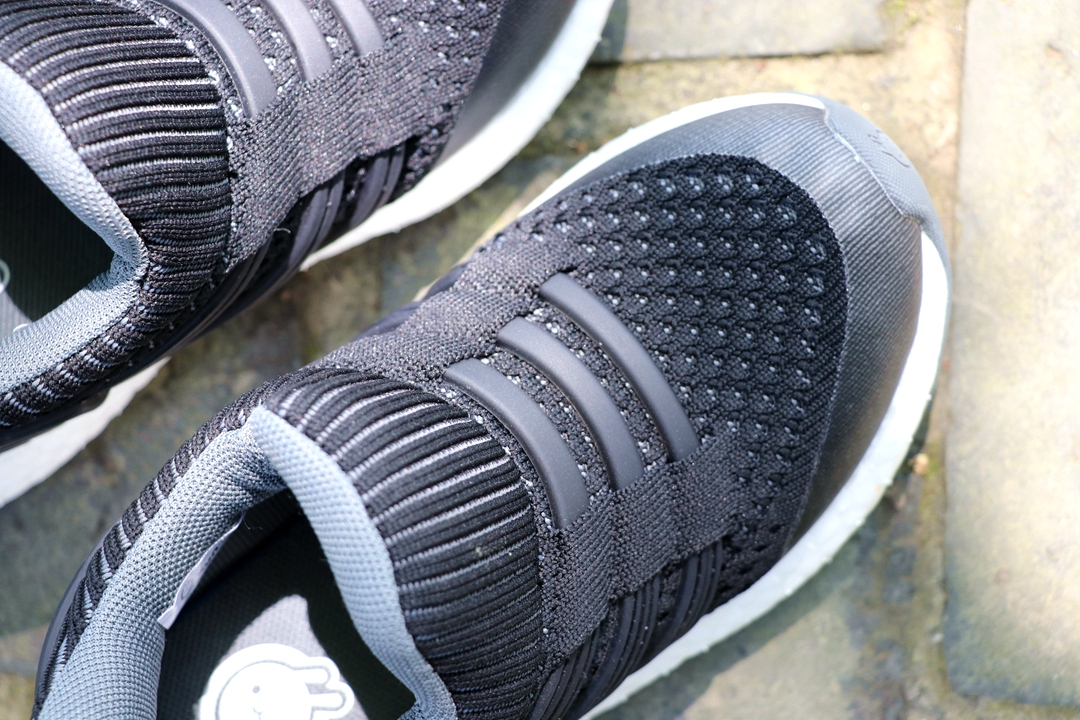 宝贝的运动鞋,宝贝的小运动鞋