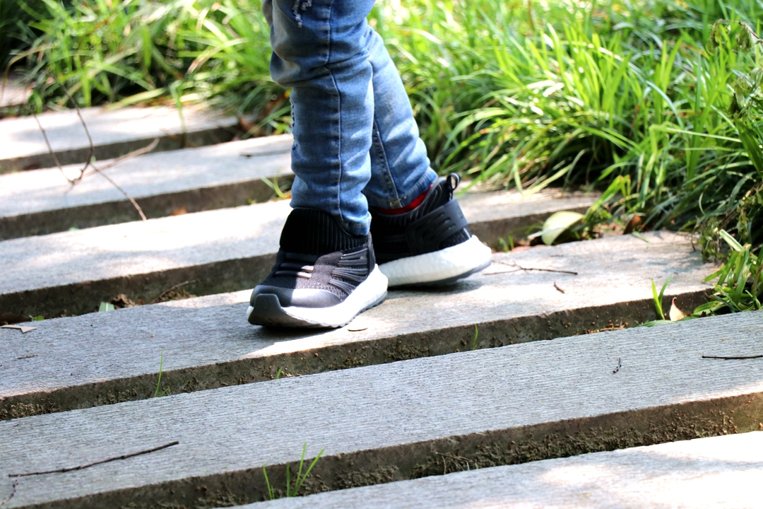 宝贝的运动鞋,宝贝的小运动鞋