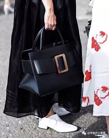 泰国包包哪个牌子最好,去泰国买什么包包最好