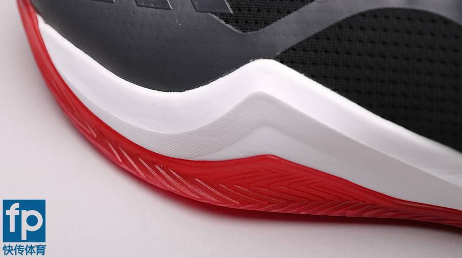 阿迪适合外场实战的球鞋,阿迪适合外场的鞋