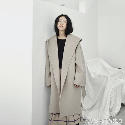 平胸才是穿衣服的高级秘诀,平胸女生如何穿搭