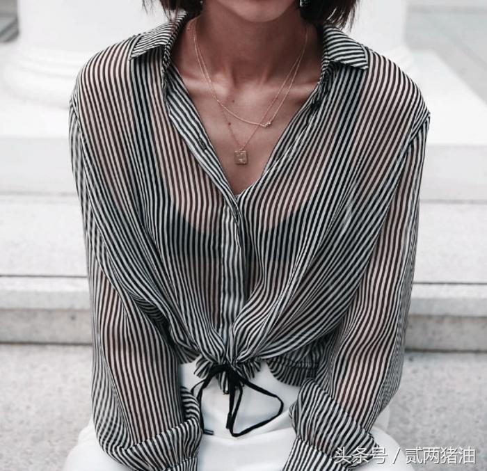 平胸才是穿衣服的高级秘诀,平胸女生如何穿搭