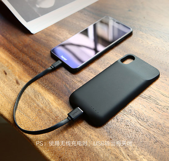 绿联新款无线充电宝,绿联新品自带线充电宝