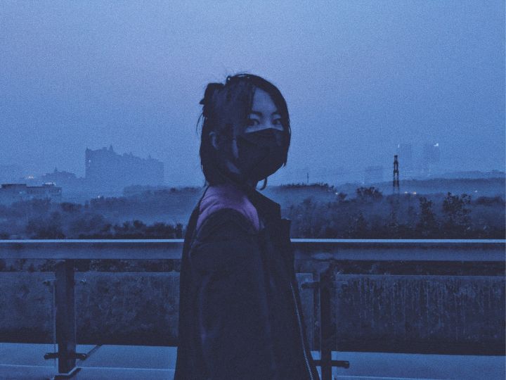 菲已入佛,唯已成仙,留童一个在人间