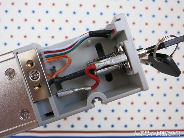 diy机械硬盘外置盒,旧主机硬盘盒自制