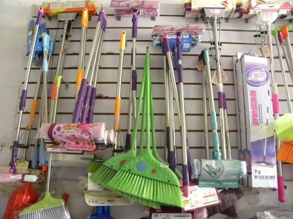 别人手筋砍断了怎么办,手指被割断筋脉两个月还没知觉