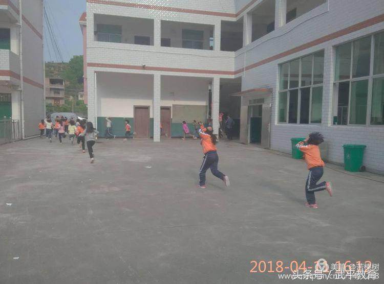 东联镇消防应急演练,东汇城消防演练