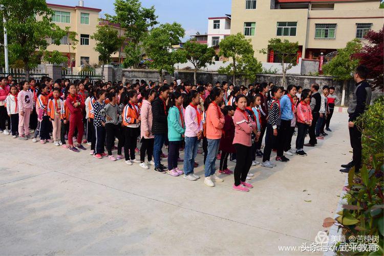 东联镇消防应急演练,东汇城消防演练