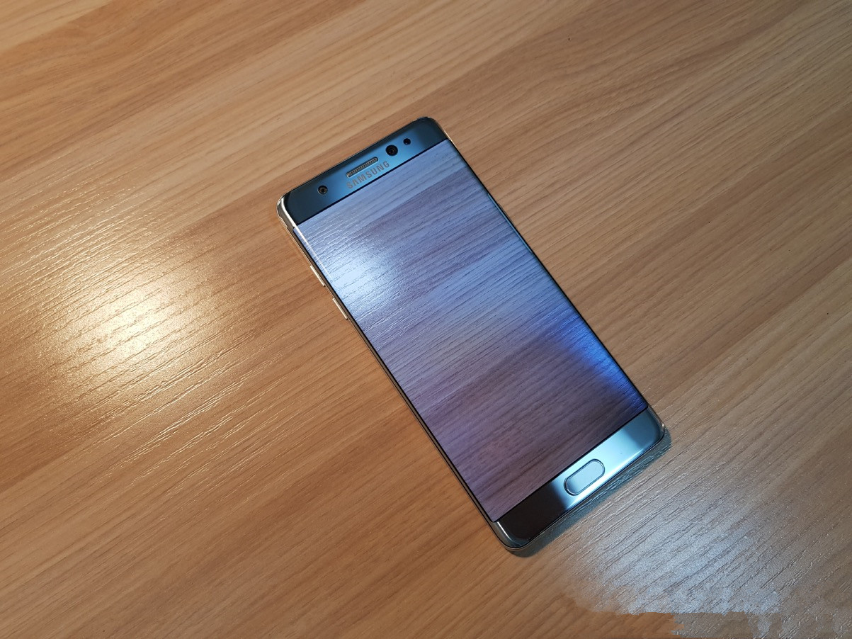 1799的美版三星Note7上手,拿在手里瑟瑟发抖!