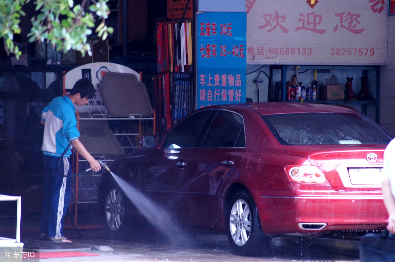想学汽车美容应该学哪个专业,想开汽车美容店去哪里学专业技术