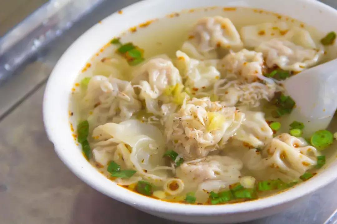 想带你去南湖，兜里揣10块，然后胖十斤！