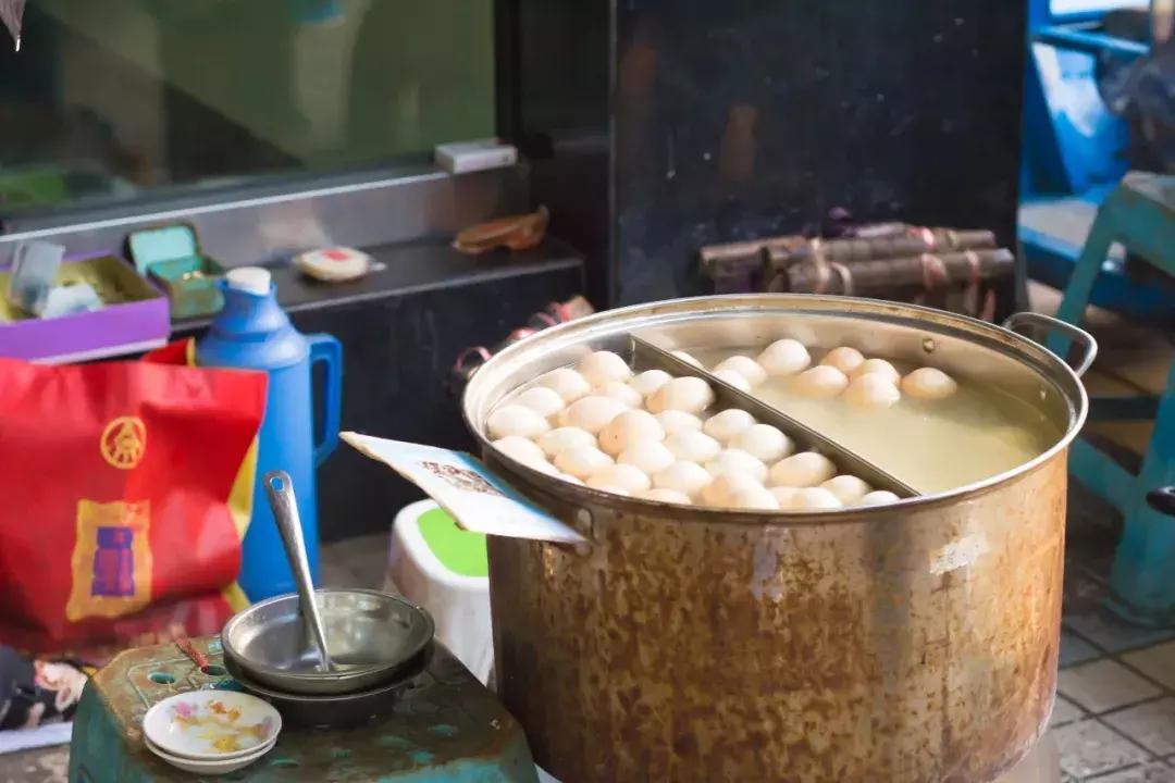 想带你去南湖，兜里揣10块，然后胖十斤！