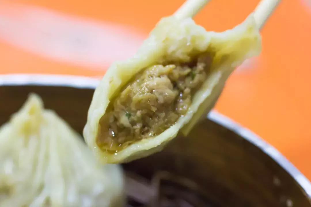 想带你去南湖，兜里揣10块，然后胖十斤！