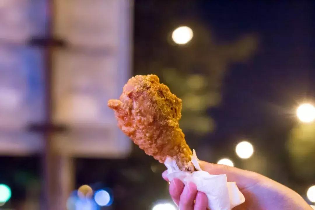 想带你去南湖，兜里揣10块，然后胖十斤！