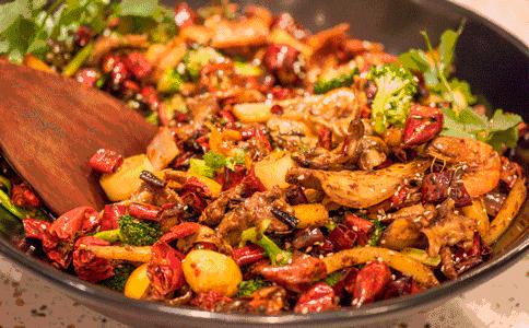 不辣的麻辣香锅diy,麻辣香锅在家就能做得色香味俱全