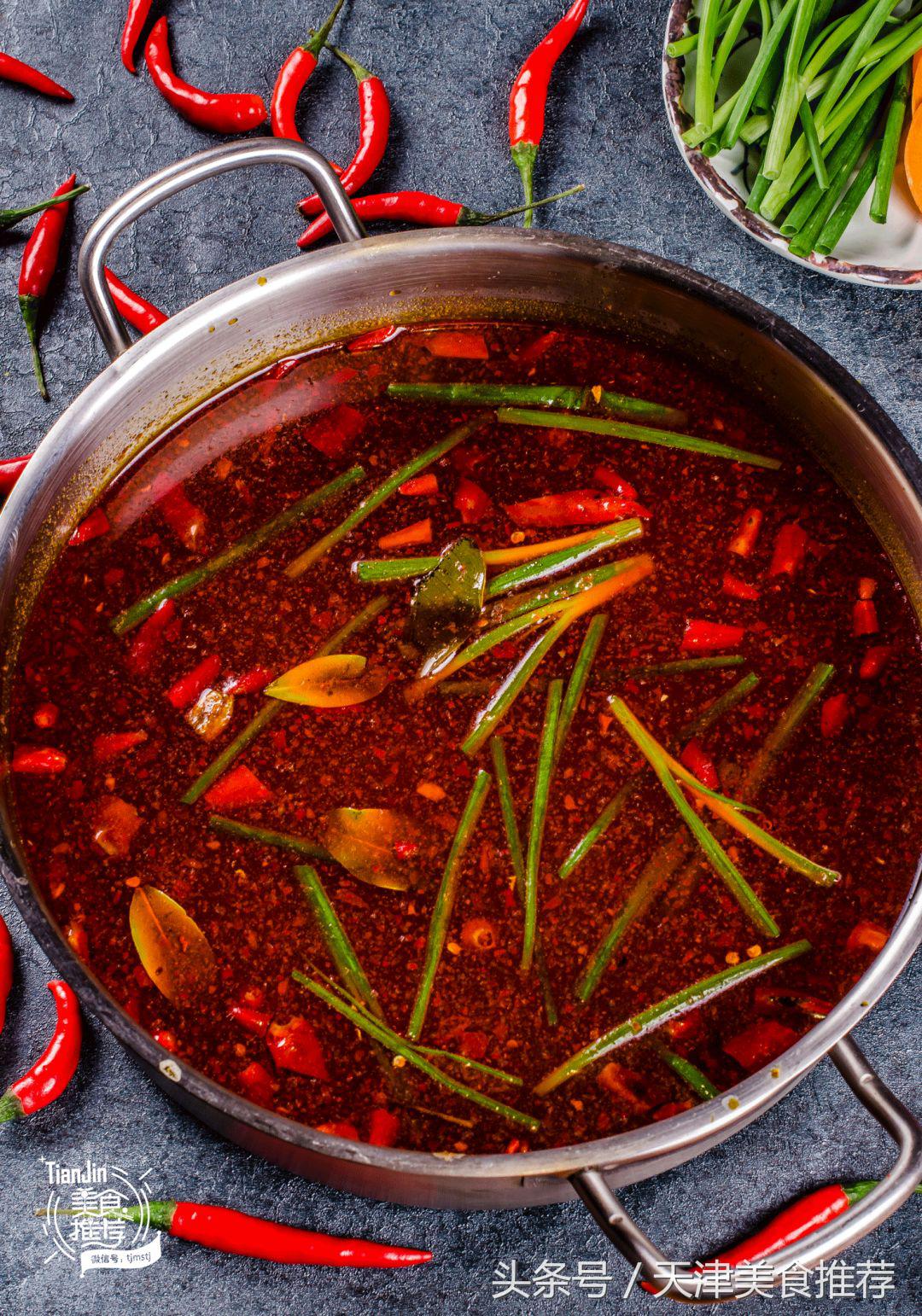 靠一只“章鱼”就火遍99%津城，「二人锅」居然限时满减？！