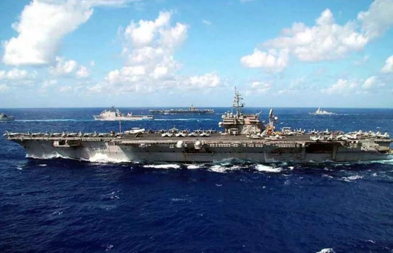 印度花一美元买航母,印度为何不要小鹰号