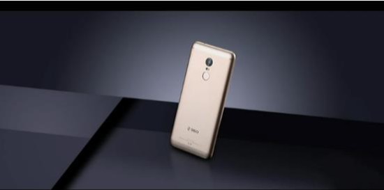 好货不贵：八款1000元手机大乱斗，花魁落谁家？