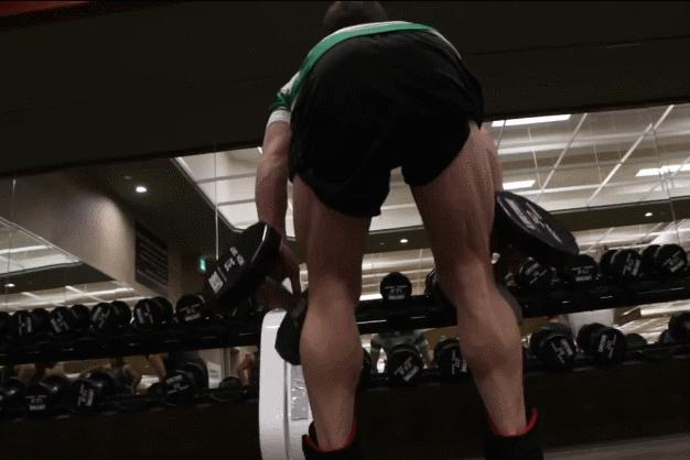 15岁亚裔健身,15岁健身3年练成肌肉猛兽