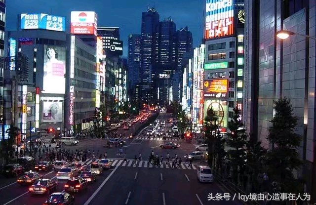 香港多少工资算高工资,在香港一个月工资多少钱