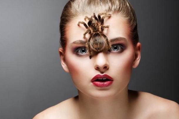 脸上有黑色素黑斑怎么解决最快,黑色素形成斑点的过程