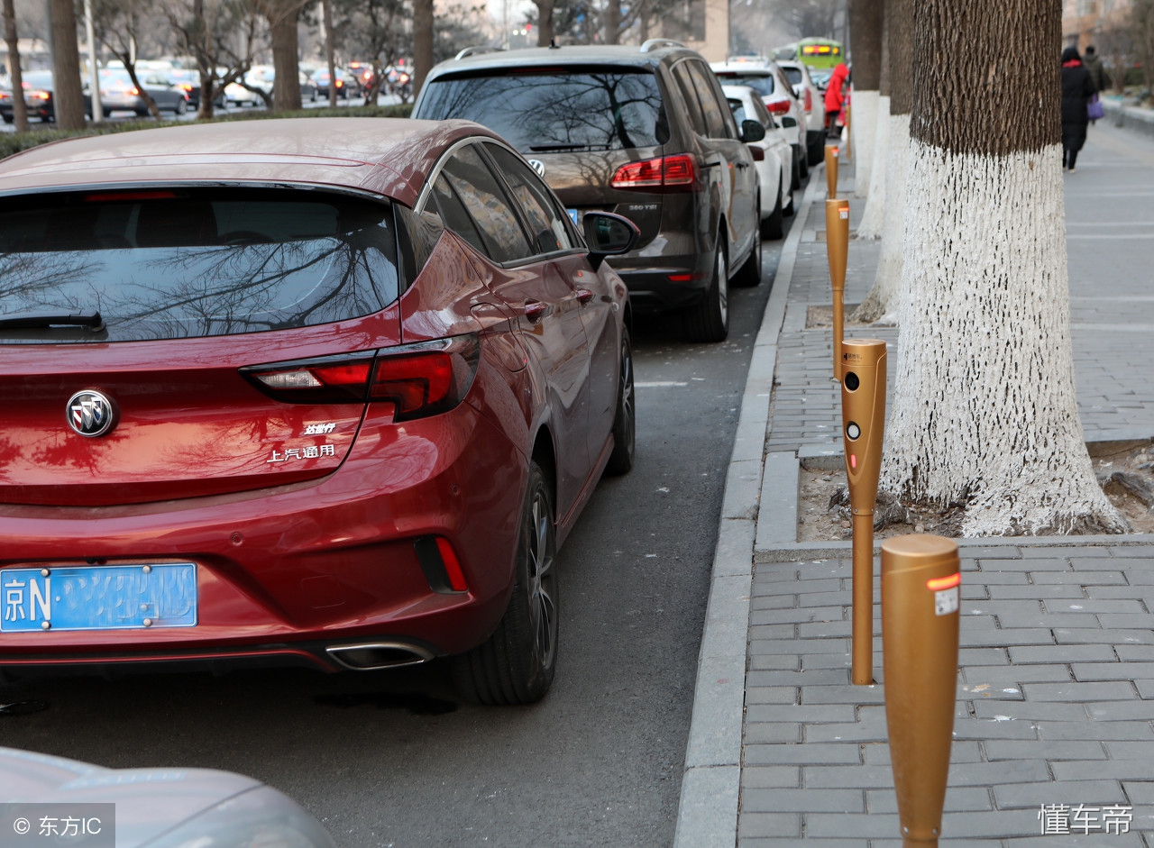 驾考科三靠边停30公分看不准？车身不正怎么办？