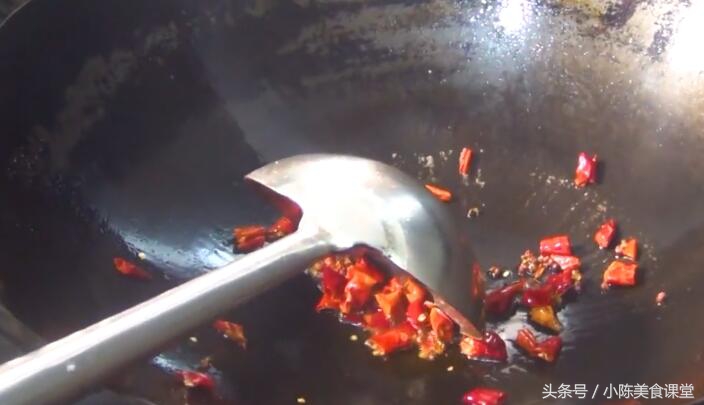 五星级饭店酒楼干锅香辣虾蟹做法,香辣虾最正宗的做法