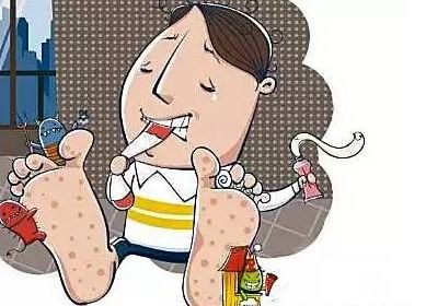 手足癣水泡破了会流黄水,手足癣干裂怎么治