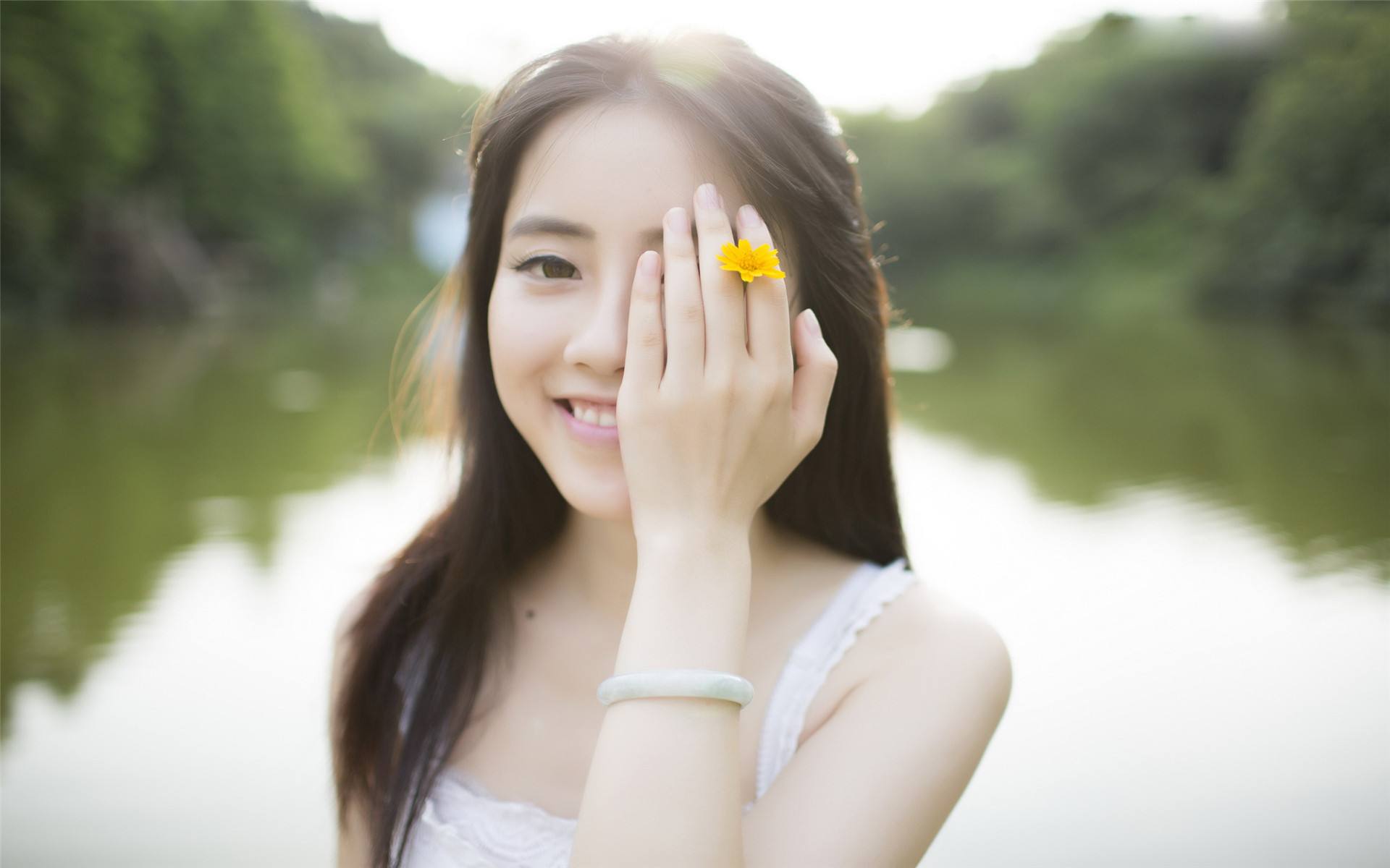 当异地男朋友上班困的时候,当异地的男友突然来到你的城市