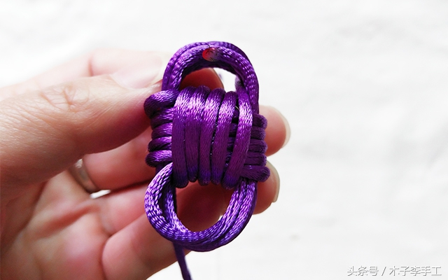 如何自制包包挂件配饰教程,包包装饰小挂件教程