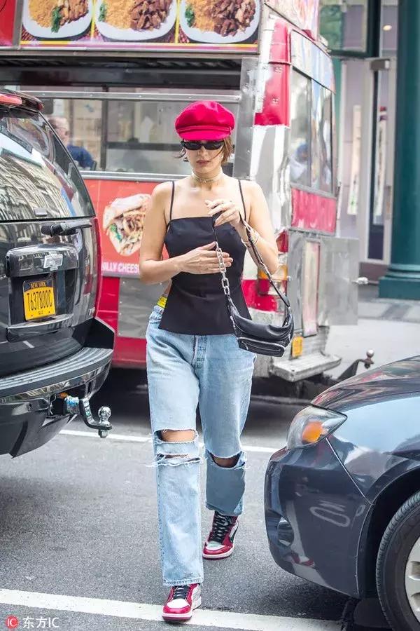 小白鞋已经过时了吗,小白鞋不流行了吗