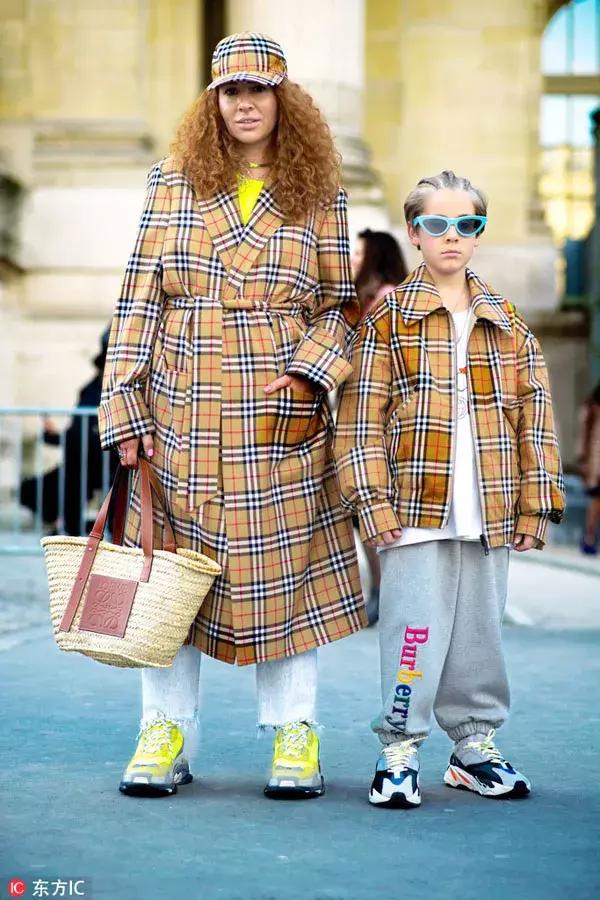 小白鞋已经过时了吗,小白鞋不流行了吗