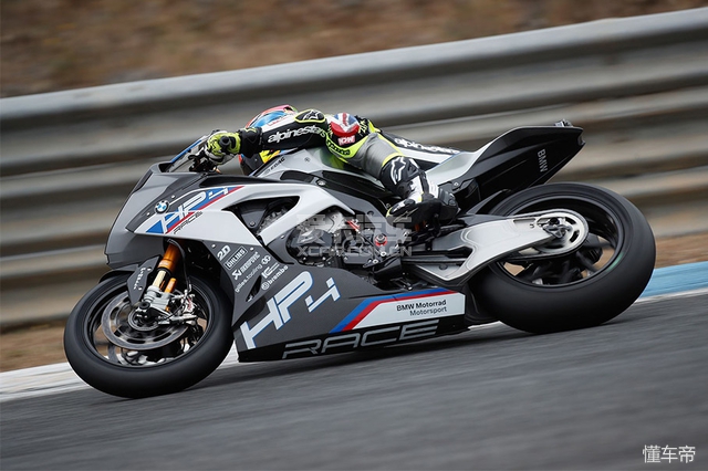 新款宝马碳纤维套件,宝马宽体单摇臂