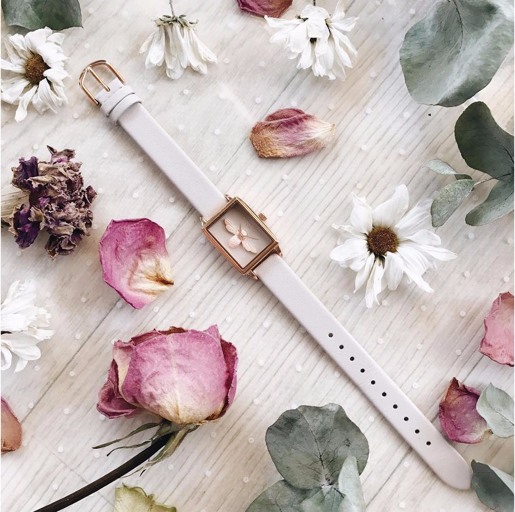 你离春天还差一块手表的距离