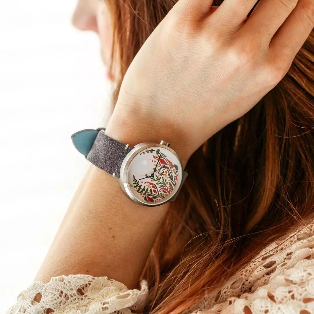 你离春天还差一块手表的距离