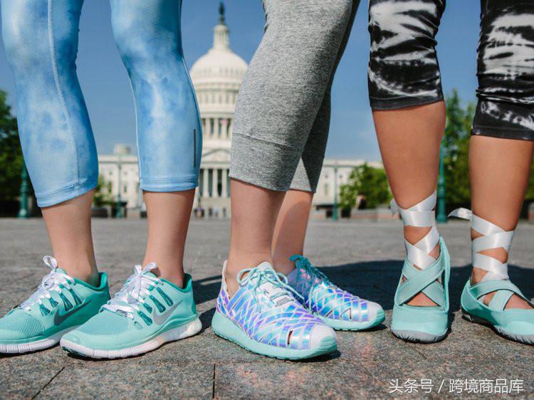 国外青少年时尚服装品牌,美国最受年轻人欢迎的服装品牌