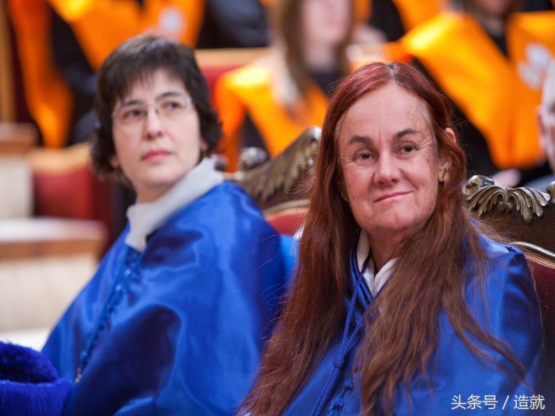 物理学家费曼的画,费曼物理学家年轻照片