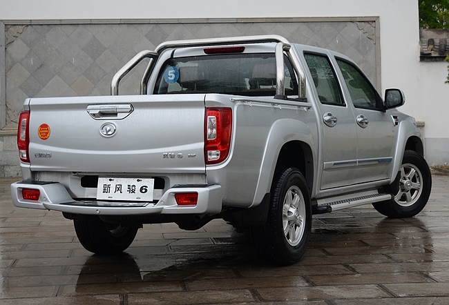 新款长城皮卡风骏6售价,性价比最高的长城炮皮卡柴油版