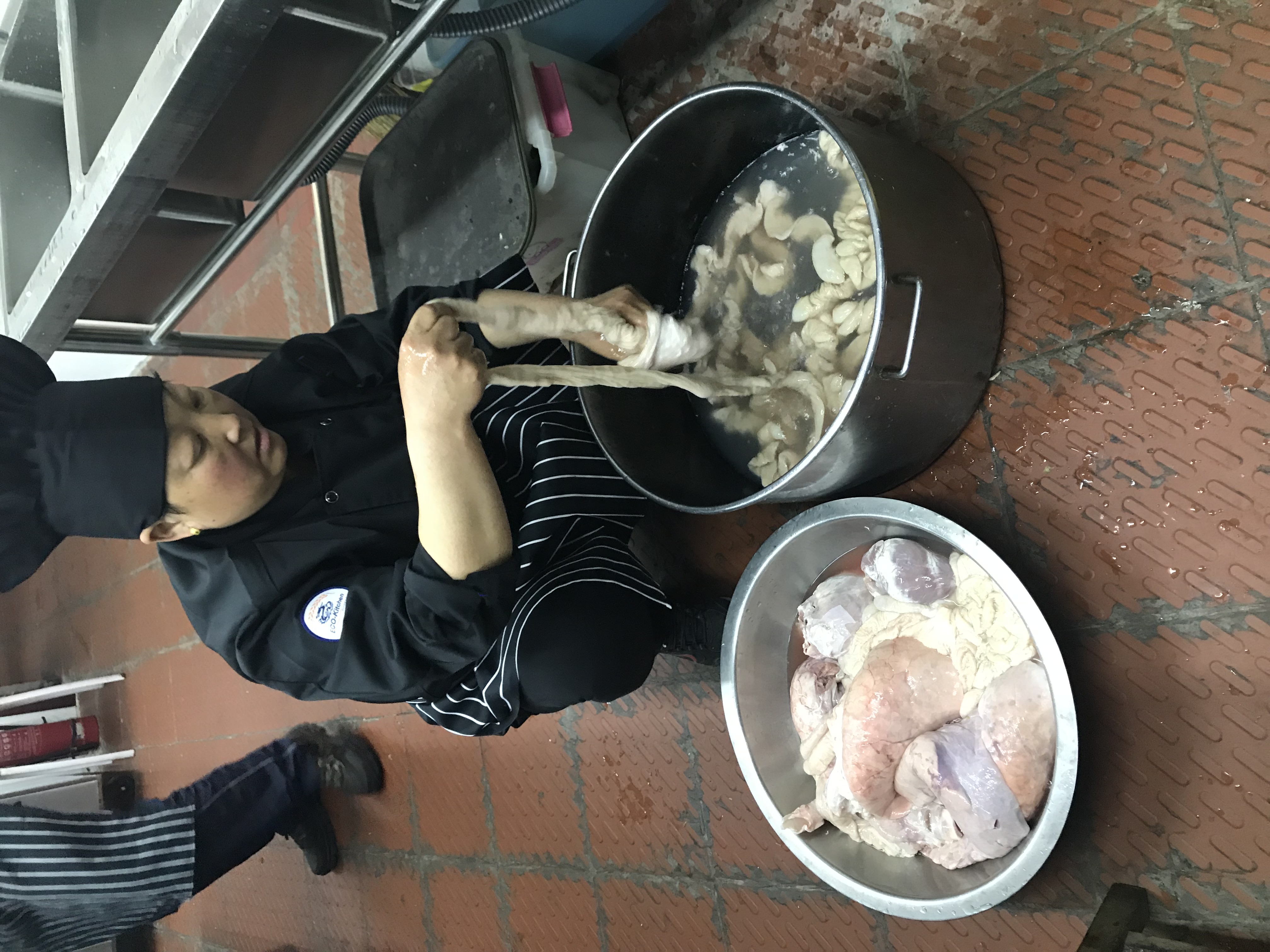 杨老黑卤煮北纬路新店,杨老黑卤煮